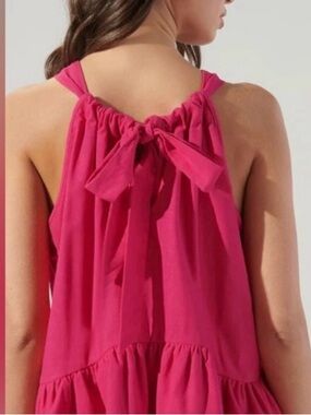 Neat Sugarlips Lizette sleeveless Top with Bow